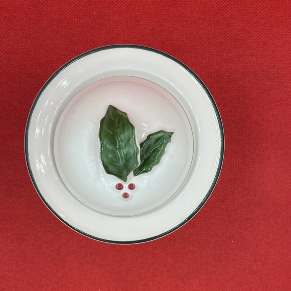 🌲Mikasa Heritage Christmas Story Sugar Bowl and Creamer # CABO8 - Picture 14 of 15